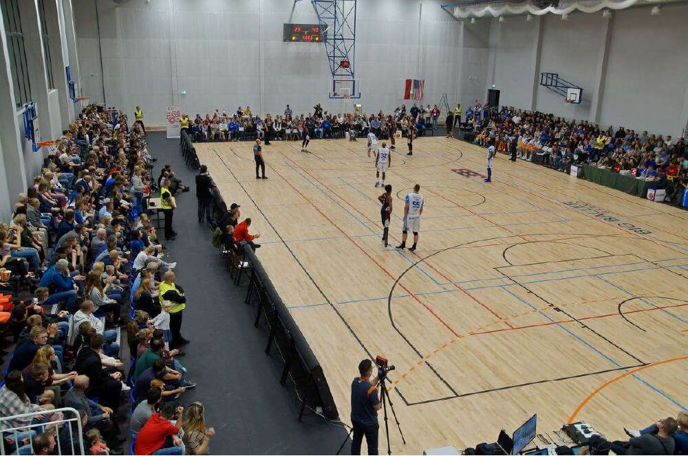 Hala sportowa w Skarszewach